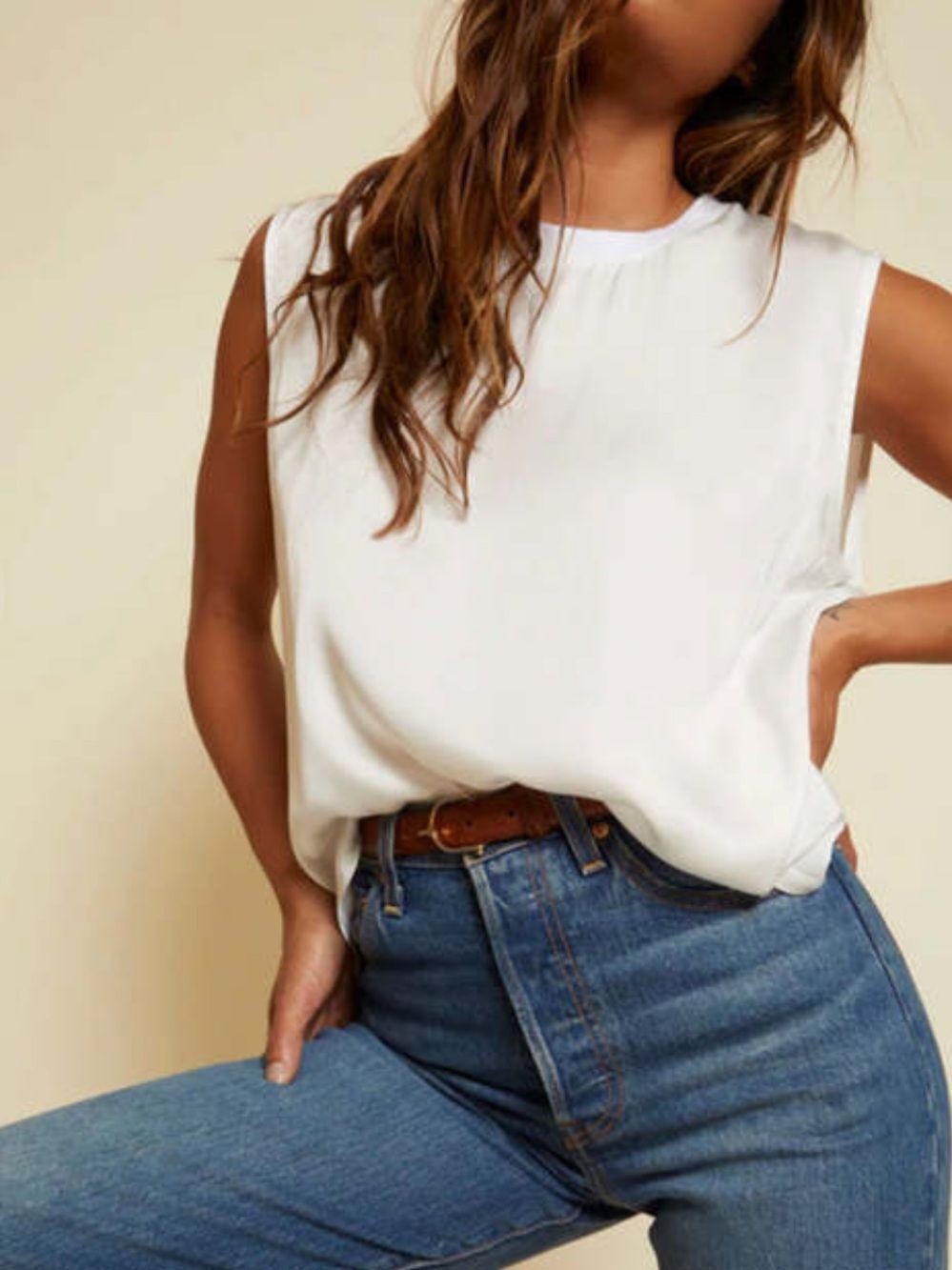 Nation LTD NATALIA OVERSIZED MUSCLE TEE
M3